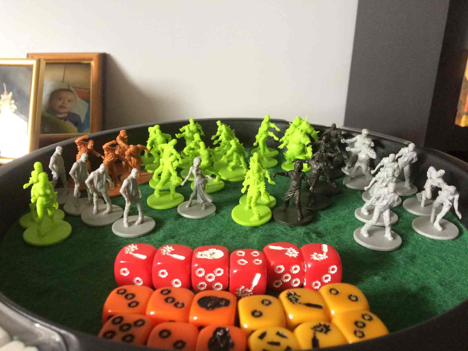 Zombicide - Figurines et dés