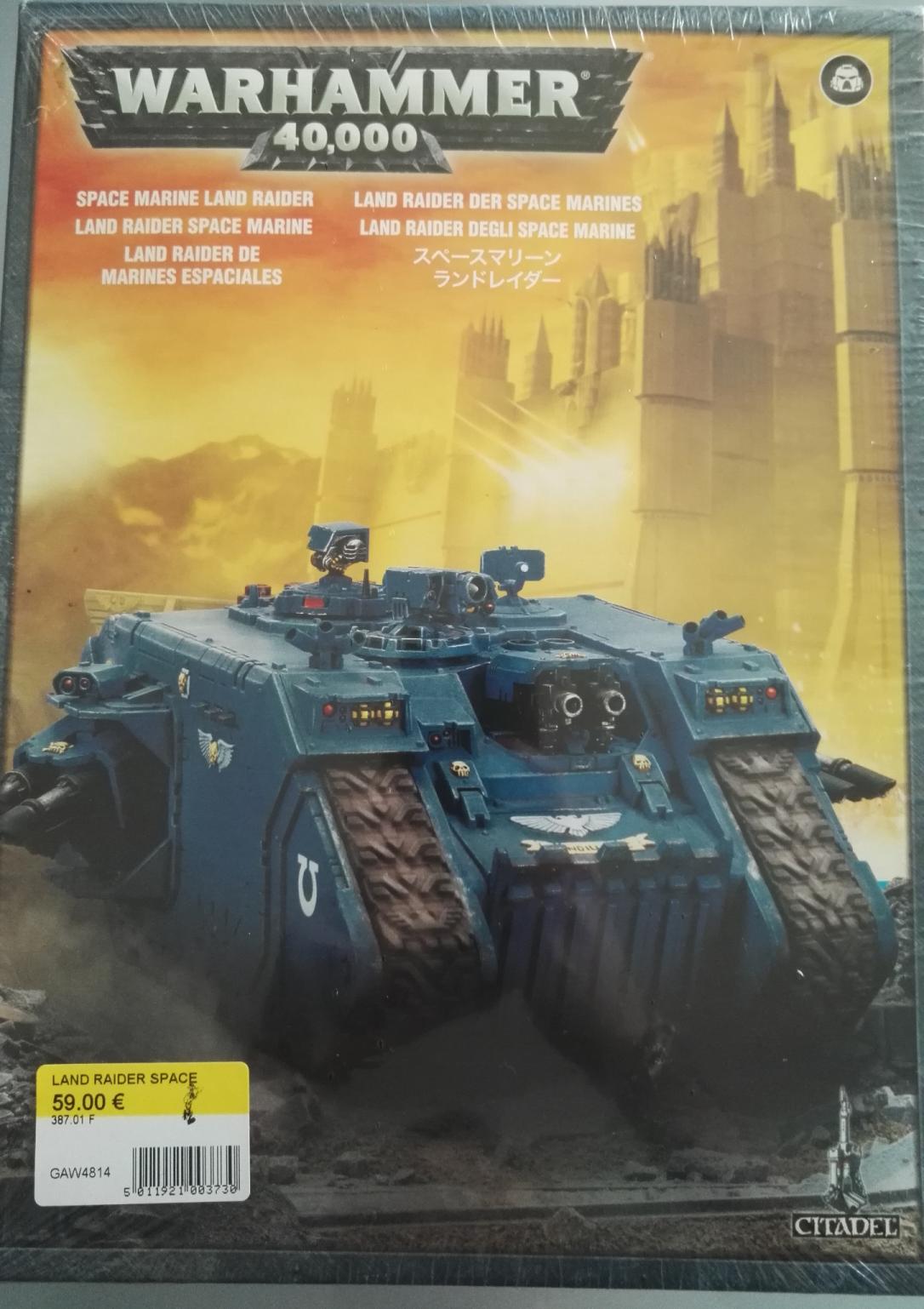 Warhammer 40k: Land Raider Space Marine