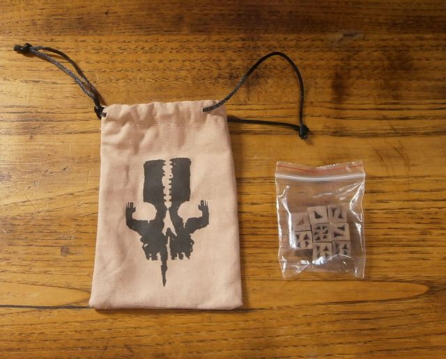 The 7th Continent - Bone dice pack (Dés en Os + Sac)