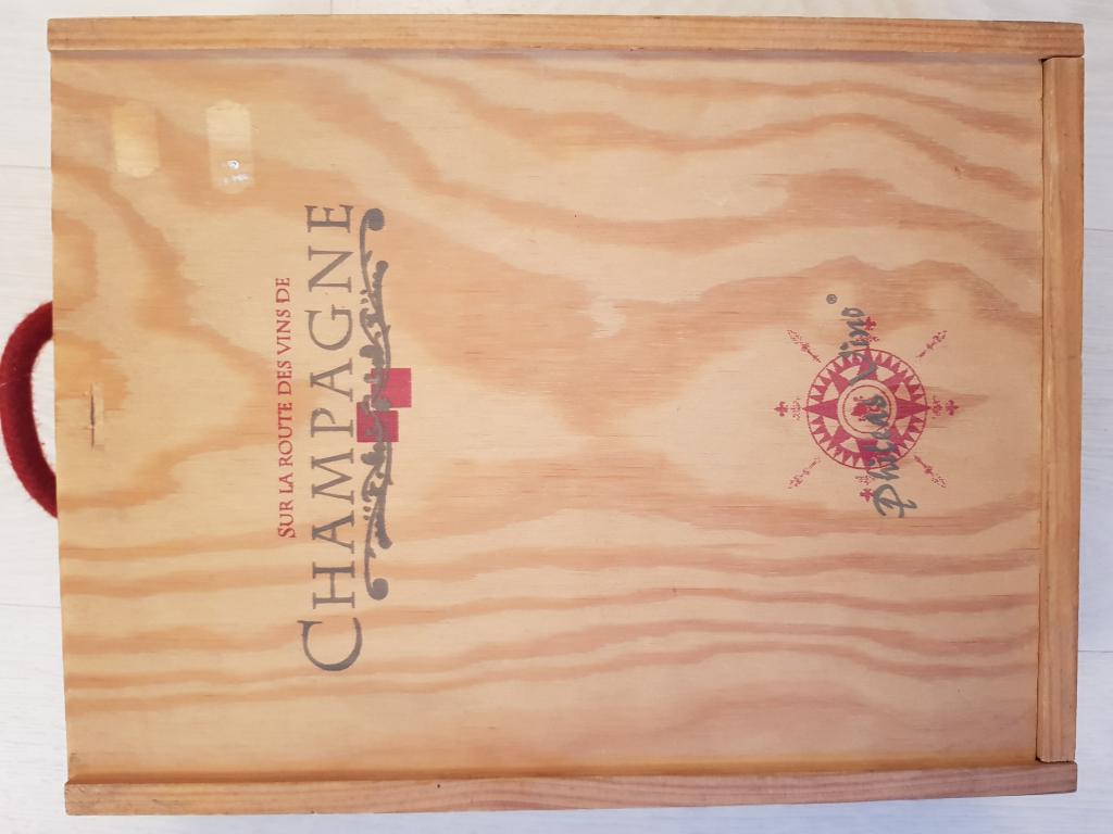 Sur la Route des Vins de Champagne Sur la Route des Vins de Champagne