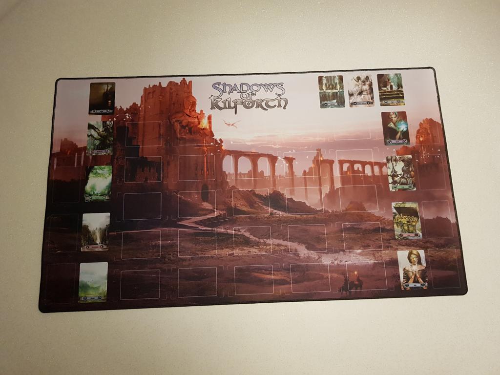 L'ombre De Kilforth / Gloom Of Kilforth - Playmat L'ombre De Kilforth L'ombre De Kilforth / Gloom Of Kilforth - Playmat L'ombre De Kilforth