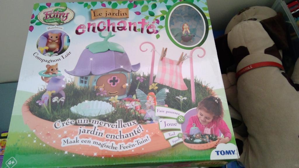 Le Jardin Enchante (tomy)