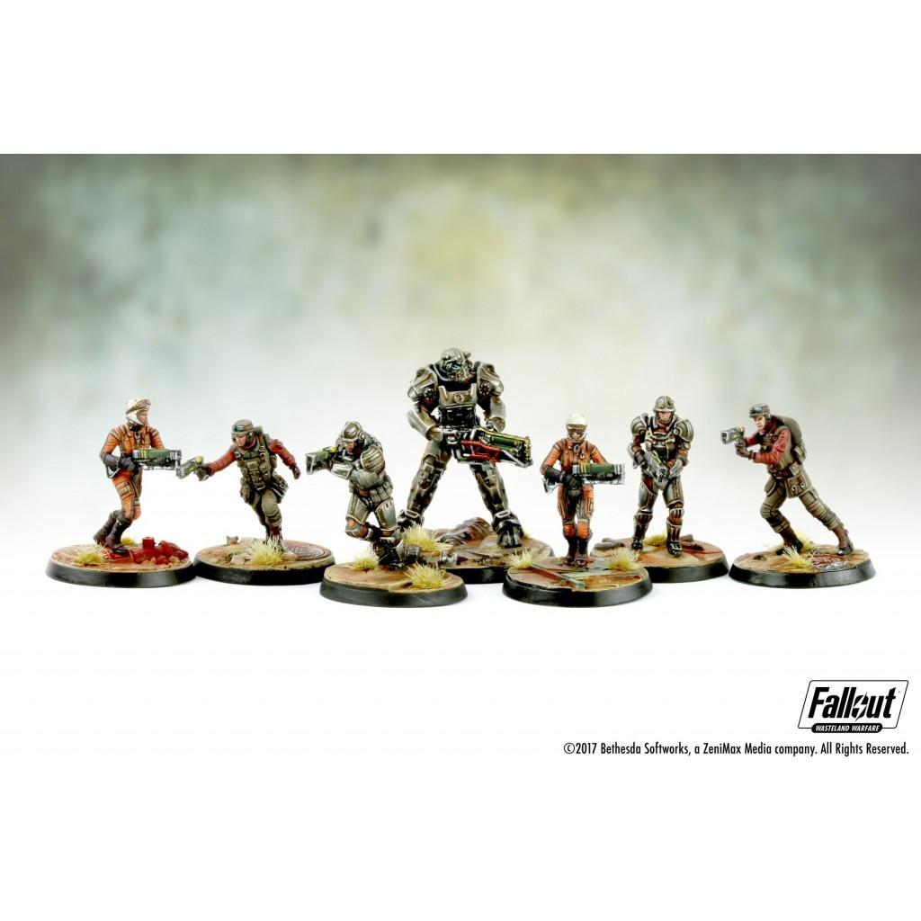 Fallout Wasteland Warfare - Brotherhood Of Steel Core Box