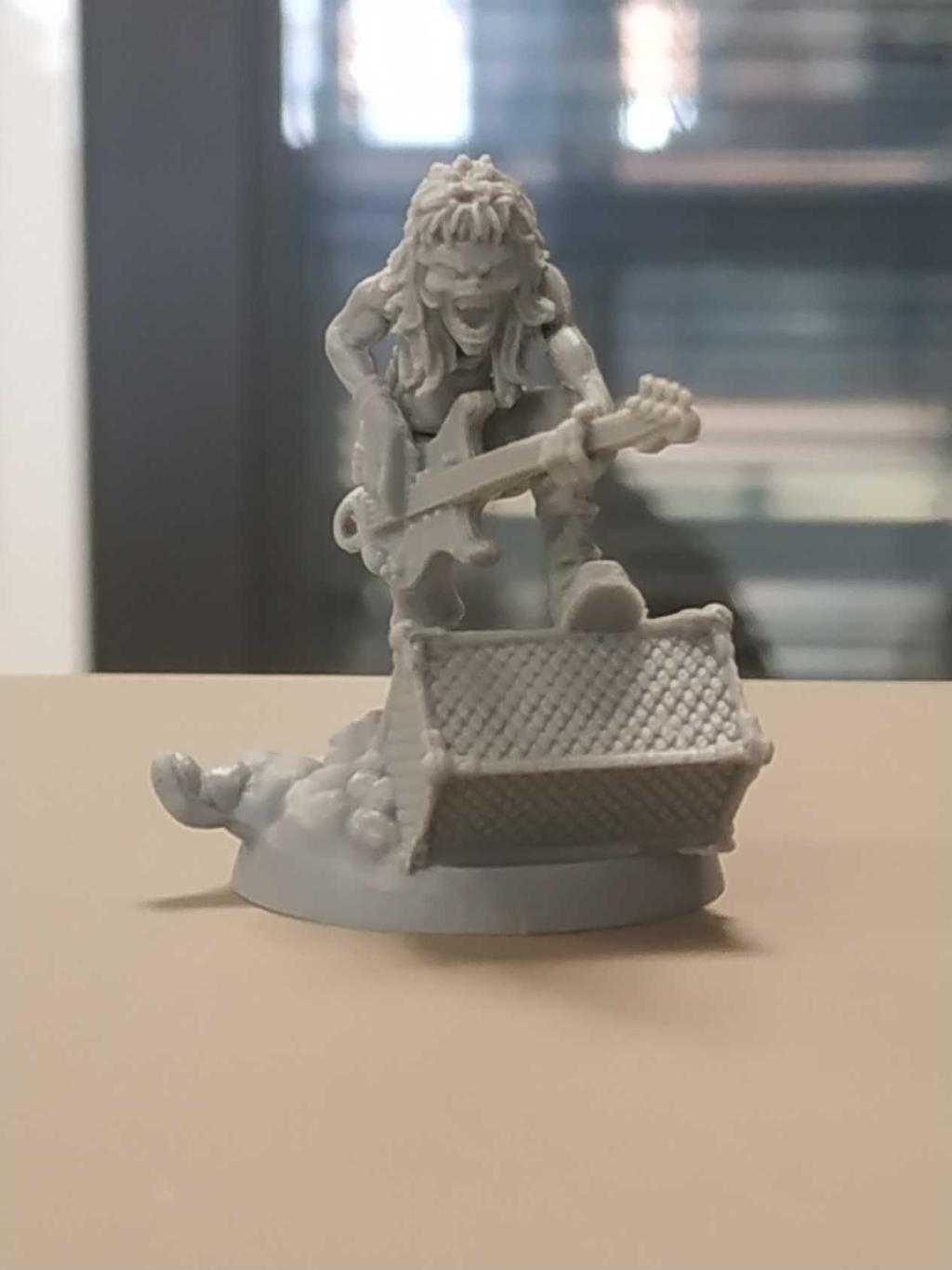 Cmon Iron Maiden - Zombicide Iron Maiden
