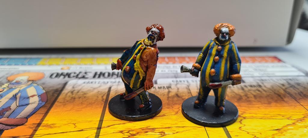 Zombicide - Personnage Oncle Honk - Les 2 Figurines + Fiche Personnage Zombicide - Personnage Oncle Honk - Les 2 Figurines + Fiche Personnage