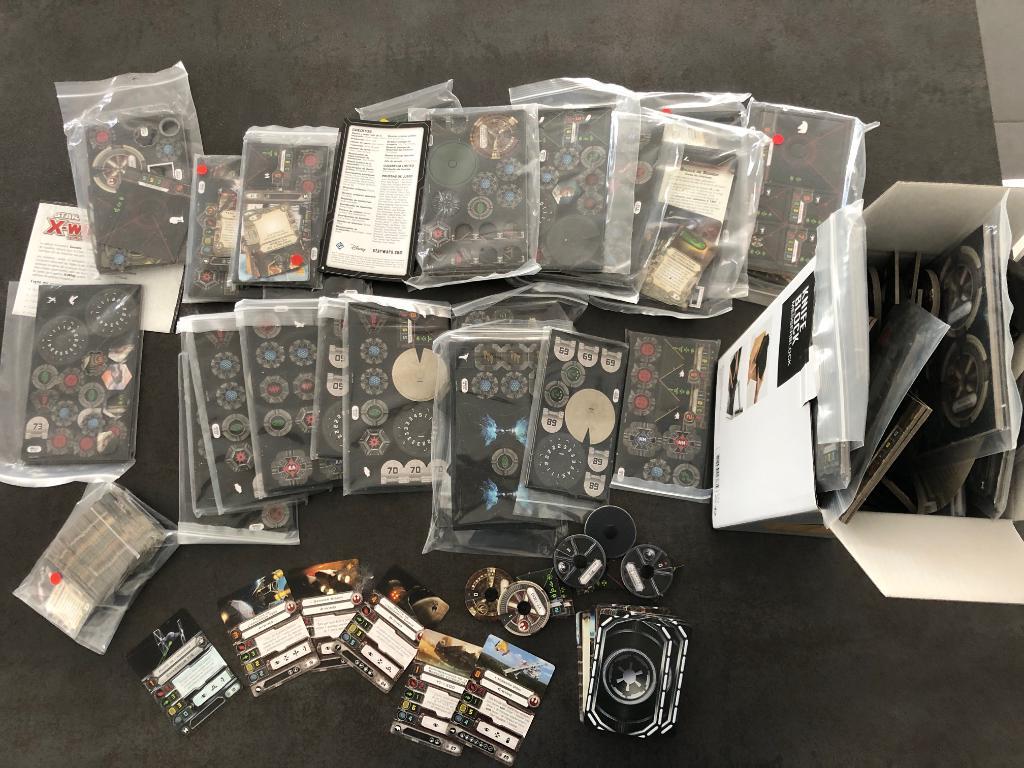X-wing 1.0 - Le Jeu De Figurines - Lot De Cartes V1 Empire,rebelles Racailles X-wing 1.0 - Le Jeu De Figurines - Lot De Cartes V1 Empire,rebelles Racailles