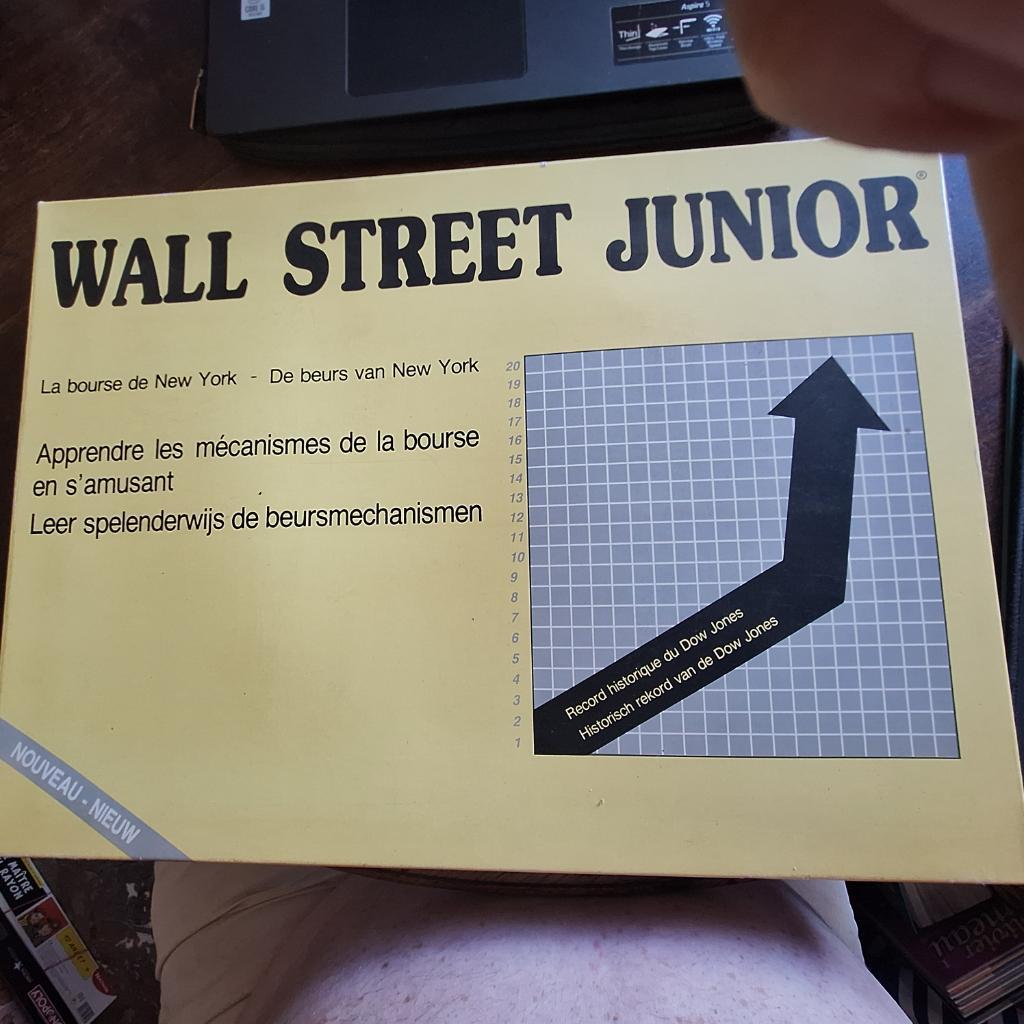 Wall Street Junior