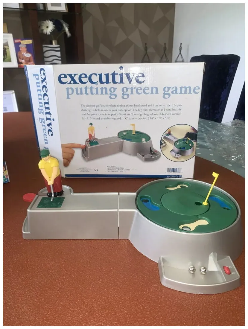 Executive Putting Green Game
