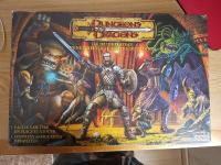 Hasbro Dungeons & Dragons Adventure Begins, Jeu de Plateau coopératif  Fantastique, Initiation Rapide au Monde de D&D, Jeu Familial, dès 10 Ans