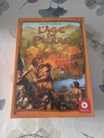 Boîte de L'Âge de Pierre