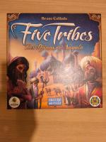 Boîte de Five Tribes