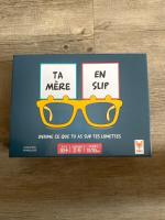 Boîte de Ta mère en slip