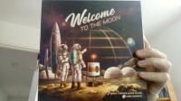 Boîte de Welcome To The Moon
