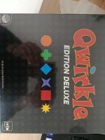 Boîte de Qwirkle - Édition Deluxe