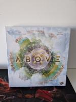Boîte de Above