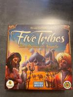 Boîte de Five Tribes