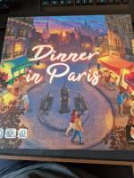Boîte de Dinner In Paris