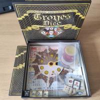 Boîte de Troyes Dice